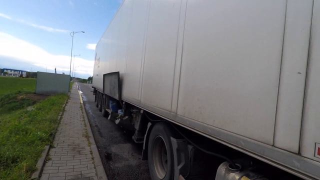Загрузка в Дрездене пивом на Челябинск. Дальнобой по Европе. Работа в Гиртеке смотреть онлайн
