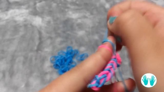 Браслеты из резиночек-плетение рыбий хвост.Fishtail смотреть онлайн