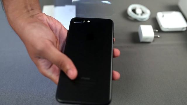 iPhone 7 in late 2018 - worth buying? (Review) смотреть онлайн