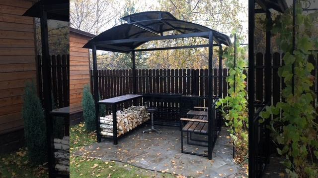 Беседка и уличная кухня