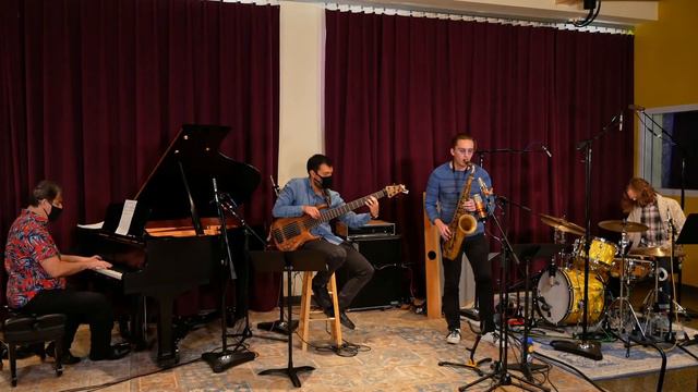 Whims of Chambers (Electric Bass) смотреть онлайн