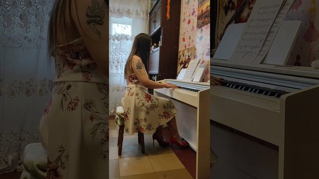 River flows in you - Yiruma (ковер ) Музыка из трилогии Сумерки смотреть онлайн