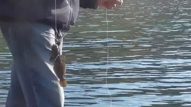 Морская рыбалка с пирса.Одесса апрель 2017 год. смотреть онлайн