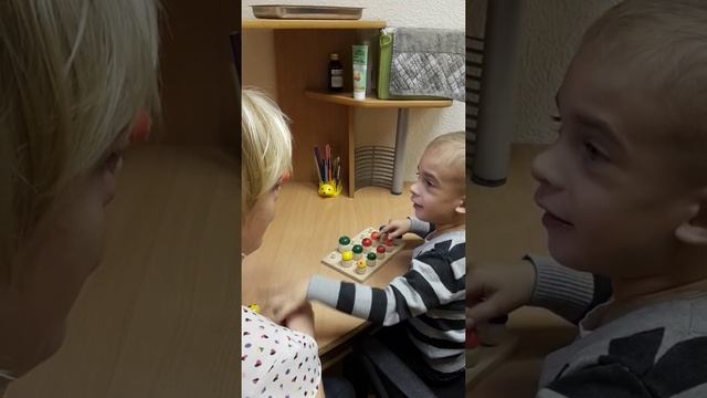 Моторная алалия. СДВГ. Занятие логопеда с ребенком с моторной алалией и СДВГ. смотреть онлайн