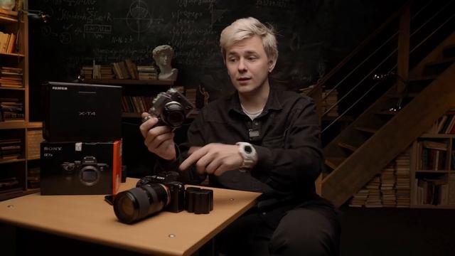 Купил ОБЕ камеры. Sony A7III или Fujifilm X-t4?
