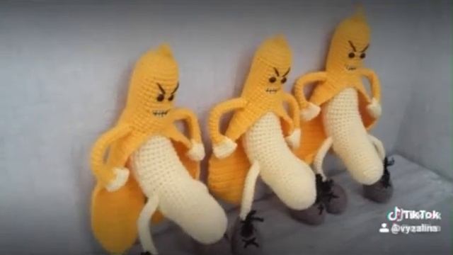 Банан крючком