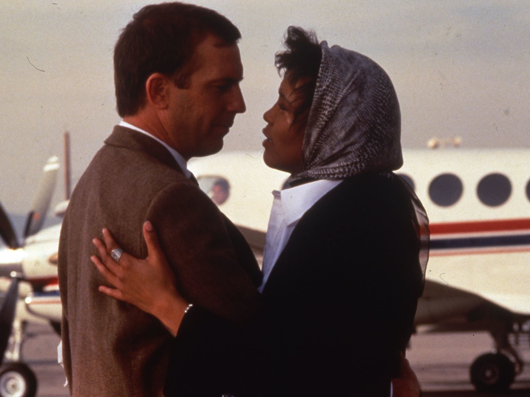 Культовый фильм Телохранитель" I Have Nothing Уитни Хьюстон смотреть онлайн