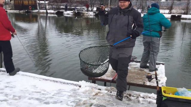 Поимка форели на спиннинг. РК Фишка Липки смотреть онлайн