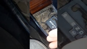 Как поменят лампочки на панели приборов Мерседес-124