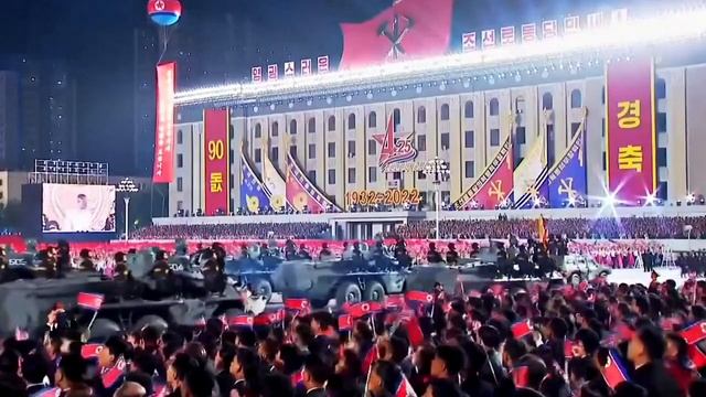 Военный парад в Северной Корее - 2022. Неоновый социализм. смотреть онлайн