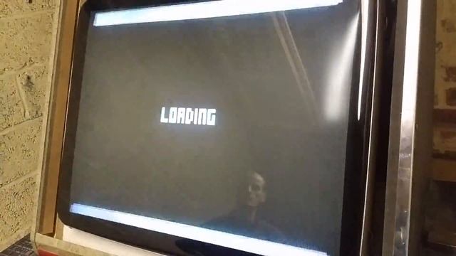 CRT monitor shaking смотреть онлайн