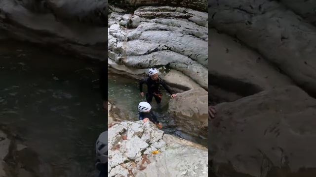 Каньонинг в Сочи. Навалишинский каньон смотреть онлайн