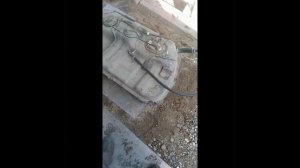 Хендай Сантафэ. Ремонт топливного бака. Проблемные места бака.