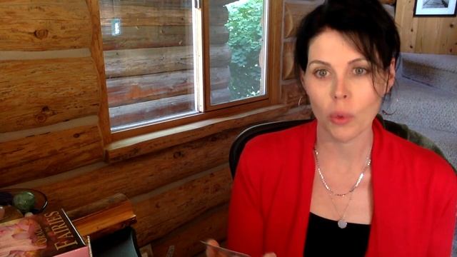 Tarot vs Oracle vs Intuitive/Psychic vs Akashic Records...What's the Difference? смотреть онлайн