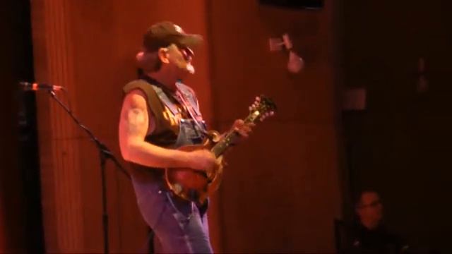 Hayseed Dixie Whole Lotta Rosie@Port Talbot смотреть онлайн