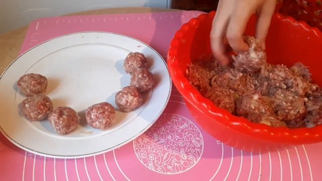 Тефтели с рисом в супе! Не разламываются. Тефтели сорпа күрішпен! Езілмейді. смотреть онлайн