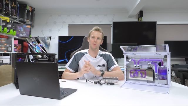 I LOVE THIS CASE! - LIAN LI Q58 Review And Custom Loop