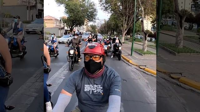 Honda Monkey Z50 MiniBikers & Club Navi Cochabamba смотреть онлайн