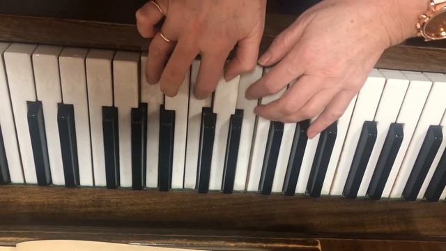 Акомпонимент «Вальс собачек» смотреть онлайн