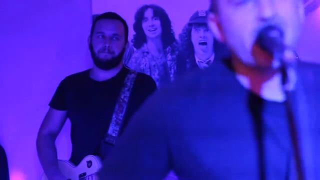 Сплин - Мороз по коже (Gloria cover) смотреть онлайн