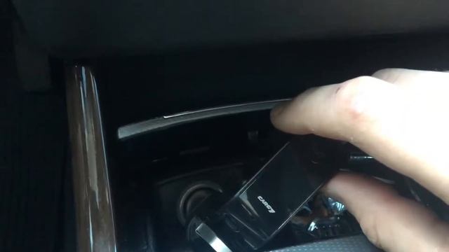 Коннектим FM- модулятор CAR G7 к ГУ автомобиля смотреть онлайн