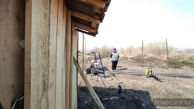 Стройка ТОЛЬКО началась ? Как мы живём в ДЕРЕВНЕ смотреть онлайн