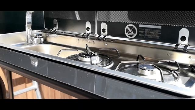 VW Crafter full conversion from standard van into full spec race van смотреть онлайн