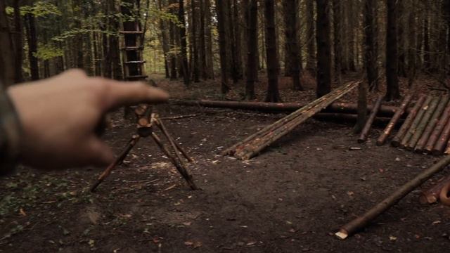 Building a Celtic Roundhouse with Hand Tools: Bushcraft Project (PART 1) смотреть онлайн