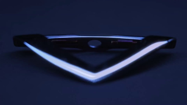Vertu представила смартфоны Constellation Neon и Blue смотреть онлайн