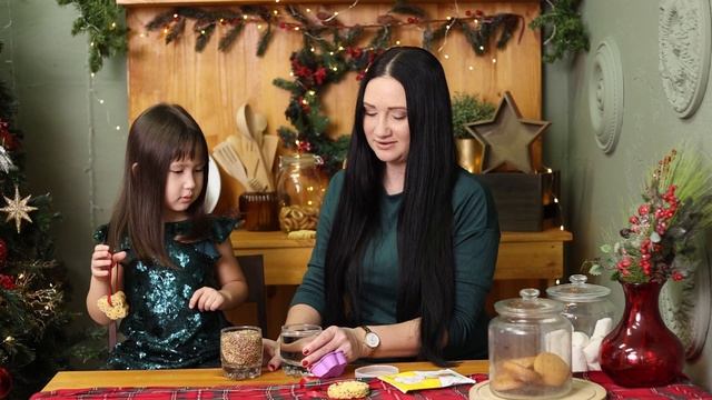 Мастер класс «Новогодние ёлочные игрушки-кормушки» смотреть онлайн