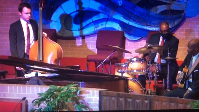 Neal Smith Jazz... with Russell Malone Quartet (Thanks For What; R. Germanson) ...Drum Trades смотреть онлайн