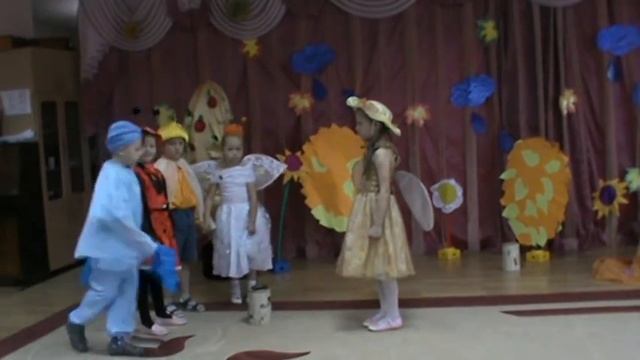 Стрекоза и муравей