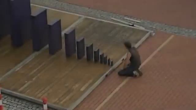 Эффект домино. Domino effect. смотреть онлайн