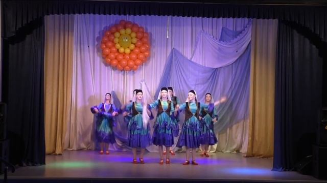 Хореографический коллектив "Солнышко" "Татарский танец" смотреть онлайн
