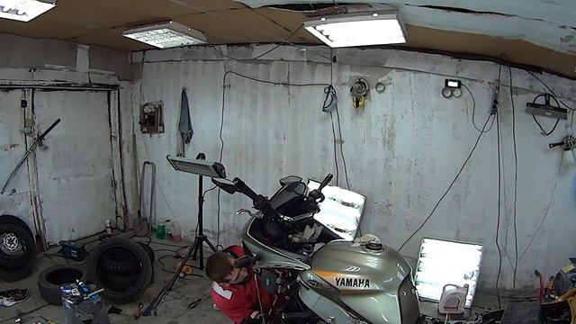 Замена подшипников рулевой колонки Yamaha, Траверса! смотреть онлайн