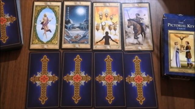 Онлайн гадание Таро " Почему мужчина (женщина) не может сделать выбор в любовном треугольнике?) смотреть онлайн