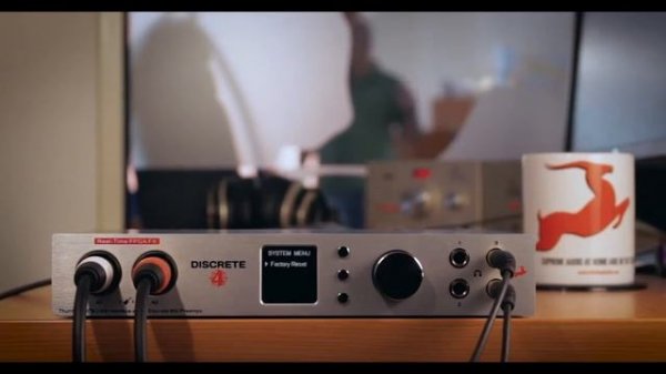 Передняя панель  Discrete 4 (Руководство)-Русский перевод