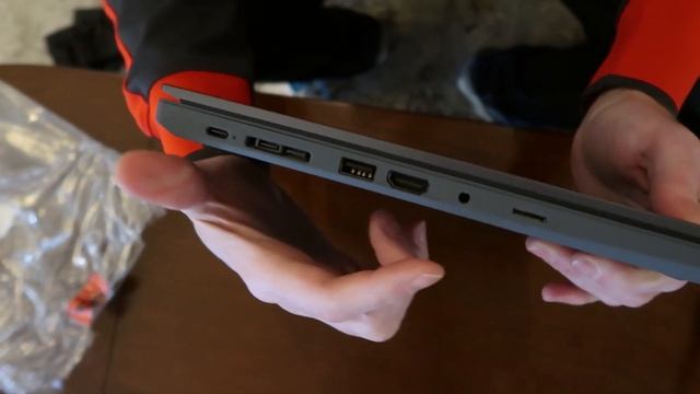 Unboxing the Lenovo ThinkPad P14s Gen 2 Intel workstation class laptop смотреть онлайн