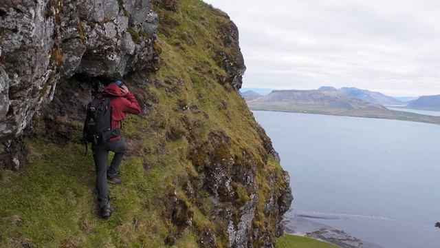 KIRKJUFELL CLIMB - ICELAND ADVENTURES смотреть онлайн