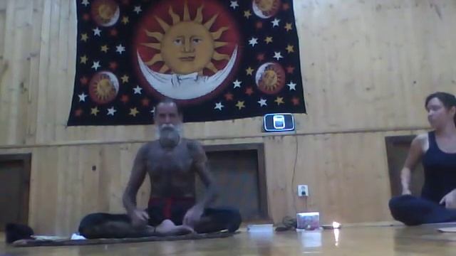 Рассказ Rejnhard Gammenthaller о своих учителях - Картикея смотреть онлайн