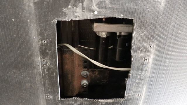 Manual override of a lippert slide out смотреть онлайн