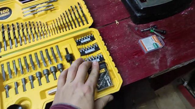 Набор сверла/биты 100 шт. DEWALT DT71563 смотреть онлайн