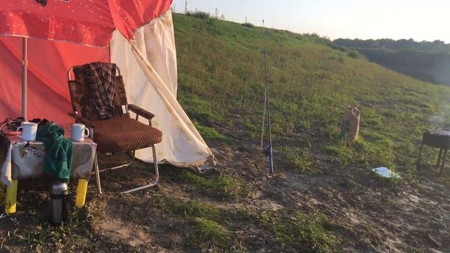 Вот это август радует своей бомбической погодой. Рыбалка река Тура!!! смотреть онлайн