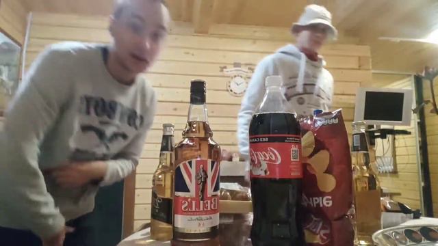 Второй Vlog на канале, съездили с другом на дачу смотреть онлайн