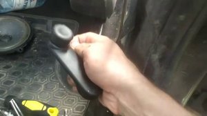 duster 2 снятие обшивки задней двери