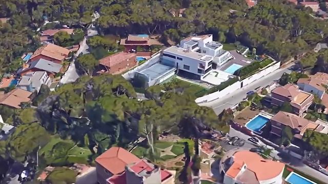 Тайная Жизнь Криштиану Роналду, Лионеля Месси и Неймара Младшего смотреть онлайн