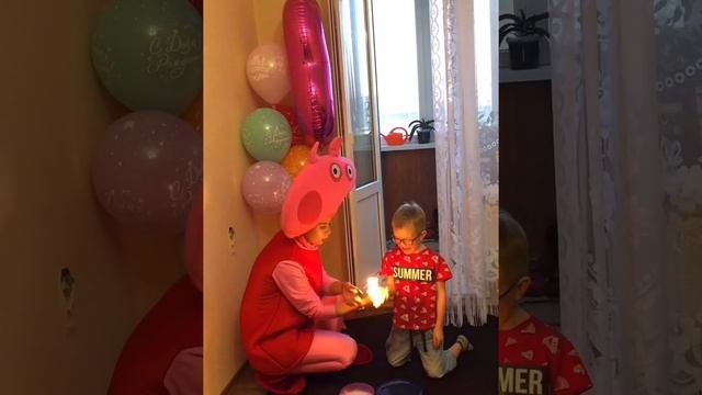 Дашин день рождения 3 года!!! Свинка пеппа в гостях смотреть онлайн