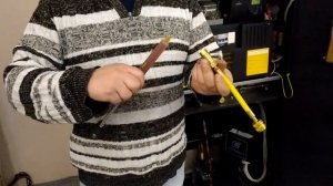 Заливаем ультрафиолетовый краситель в кондиционер