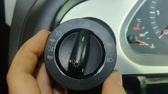 Audi A6 C6 dashboard removal multimedia screen replacement