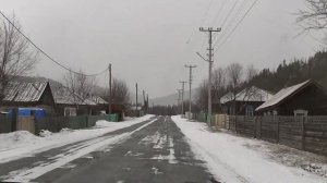 Бирикчуль, едем по селу. Сибирь, Хакасия.